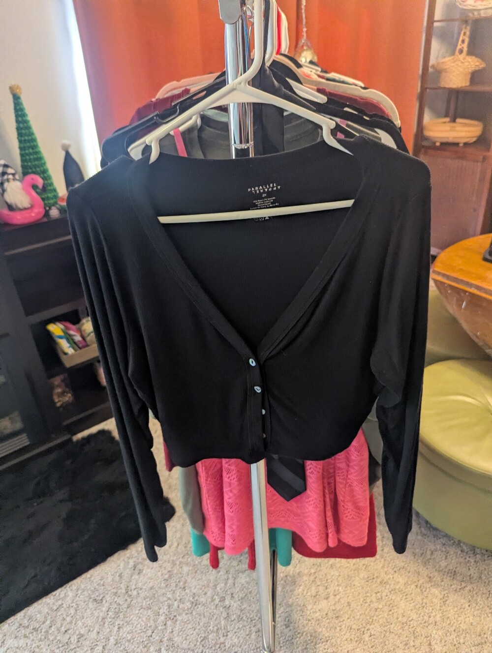 🧡Parallel Apparel 2x Black V-Neck Long-Sleeve Button Front Crop Top